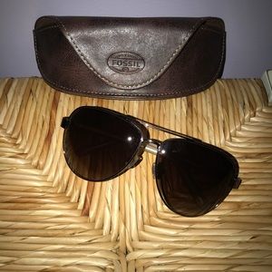 New Fossil 3303S Aviator Sunglasses & Case -Brown